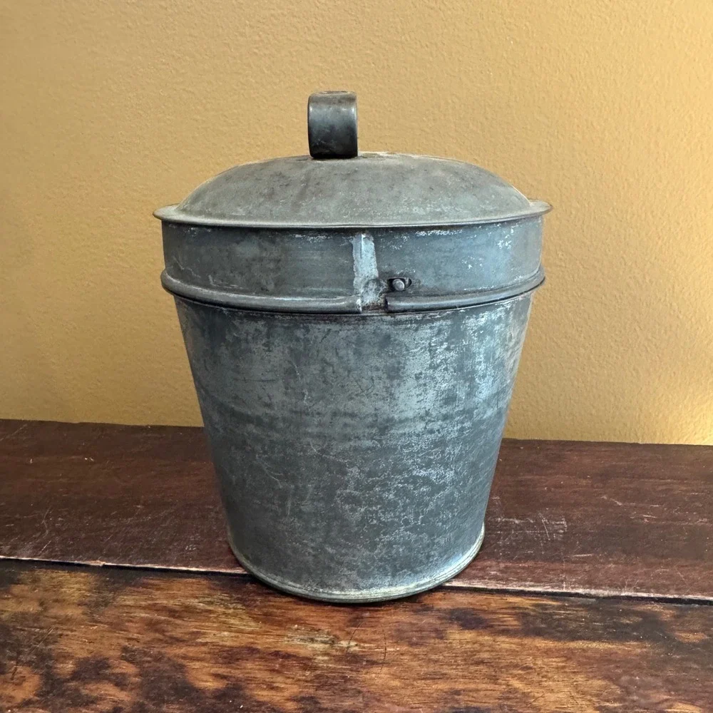 Vintage Fries Brand Bread Pudding Container with Lid Handle Metal‎ Kitchenware